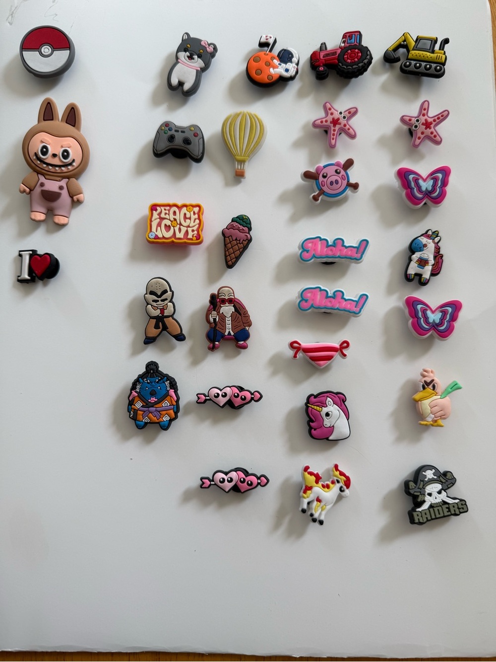 Kids Decorative Shoe Charms - shoes crocs White, Blue & Multicolor pins